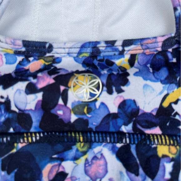 Gaiam Sports Bra - Picture 5 of 5